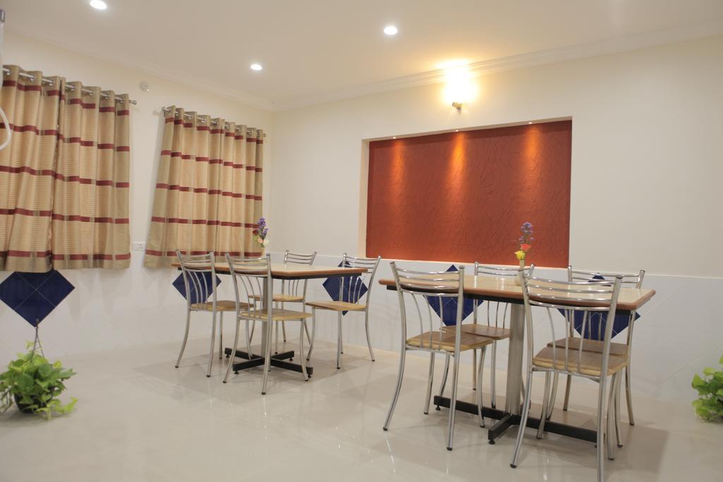 Our Nest Hotel Hyderabad Exterior photo